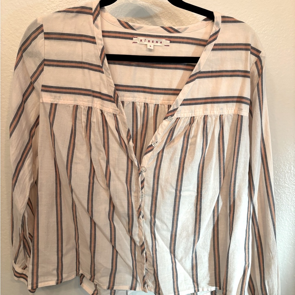 XiRENA Button Down Blouse